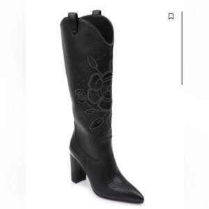 DanielxDiamond Womens Acadia Western Point Toe Embroided Heel Boot. 9/39